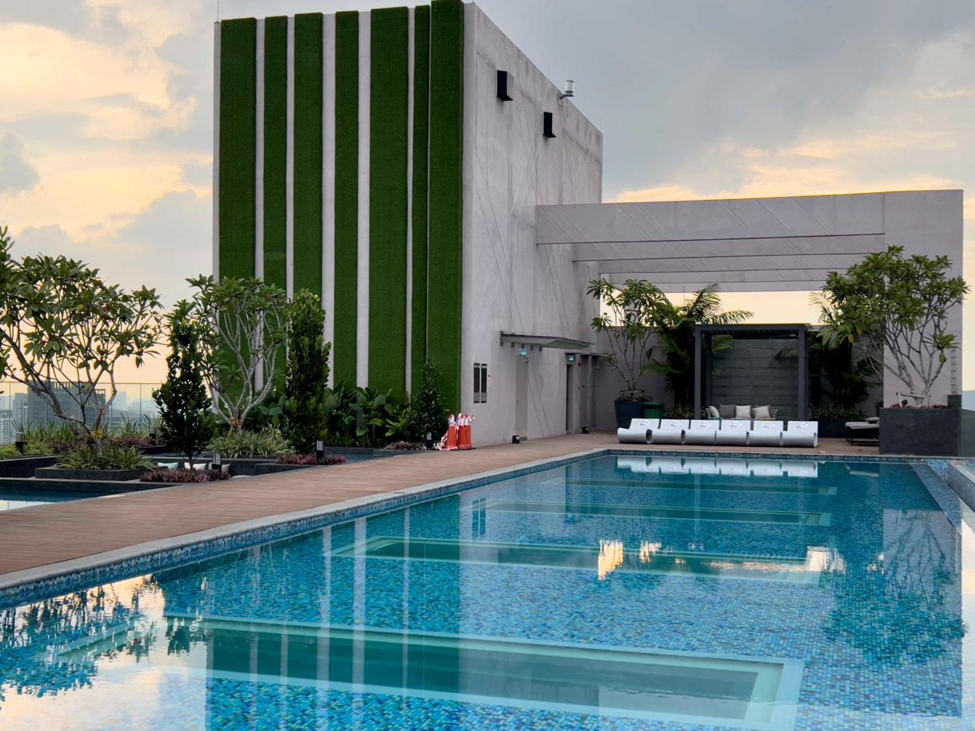 Sky Pool Suites Kl Sentral - Riveria City 쿠알라룸푸르 외부 사진