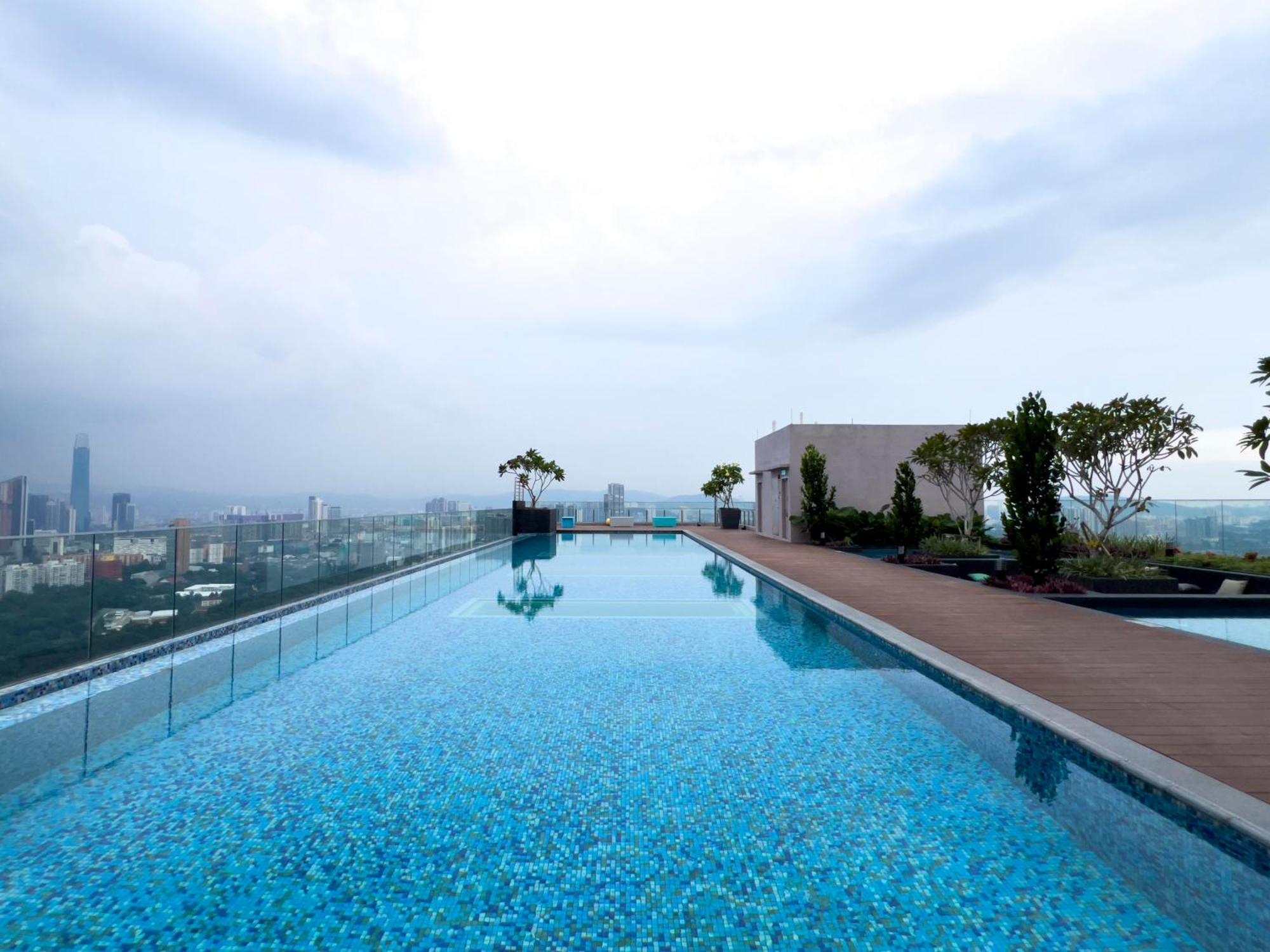 Sky Pool Suites Kl Sentral - Riveria City 쿠알라룸푸르 외부 사진