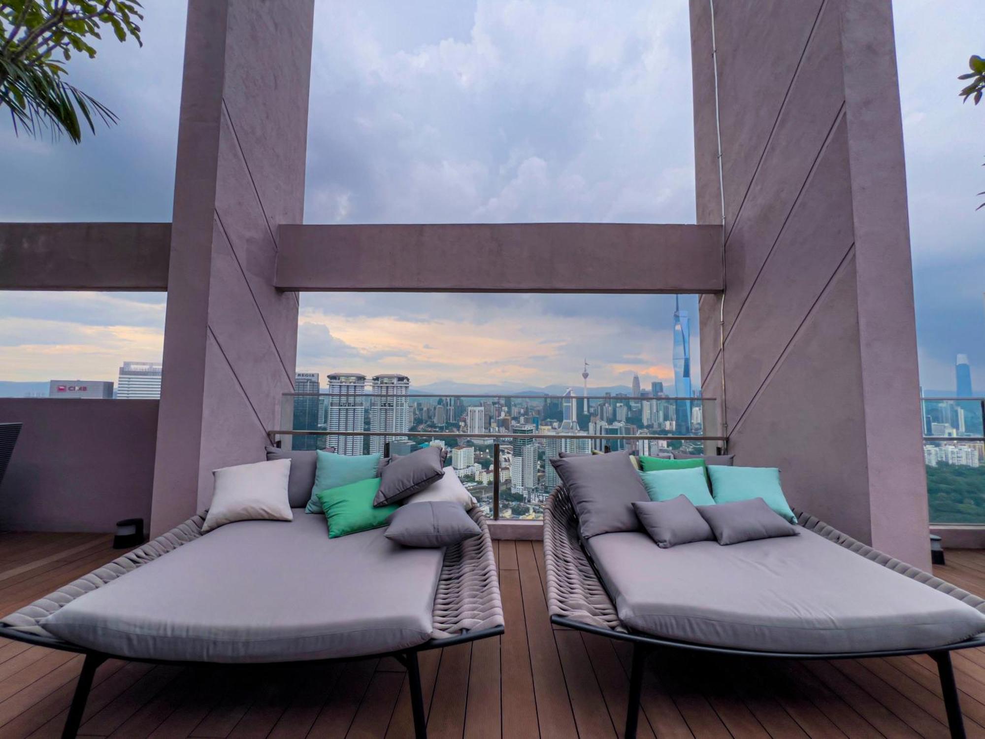 Sky Pool Suites Kl Sentral - Riveria City 쿠알라룸푸르 외부 사진