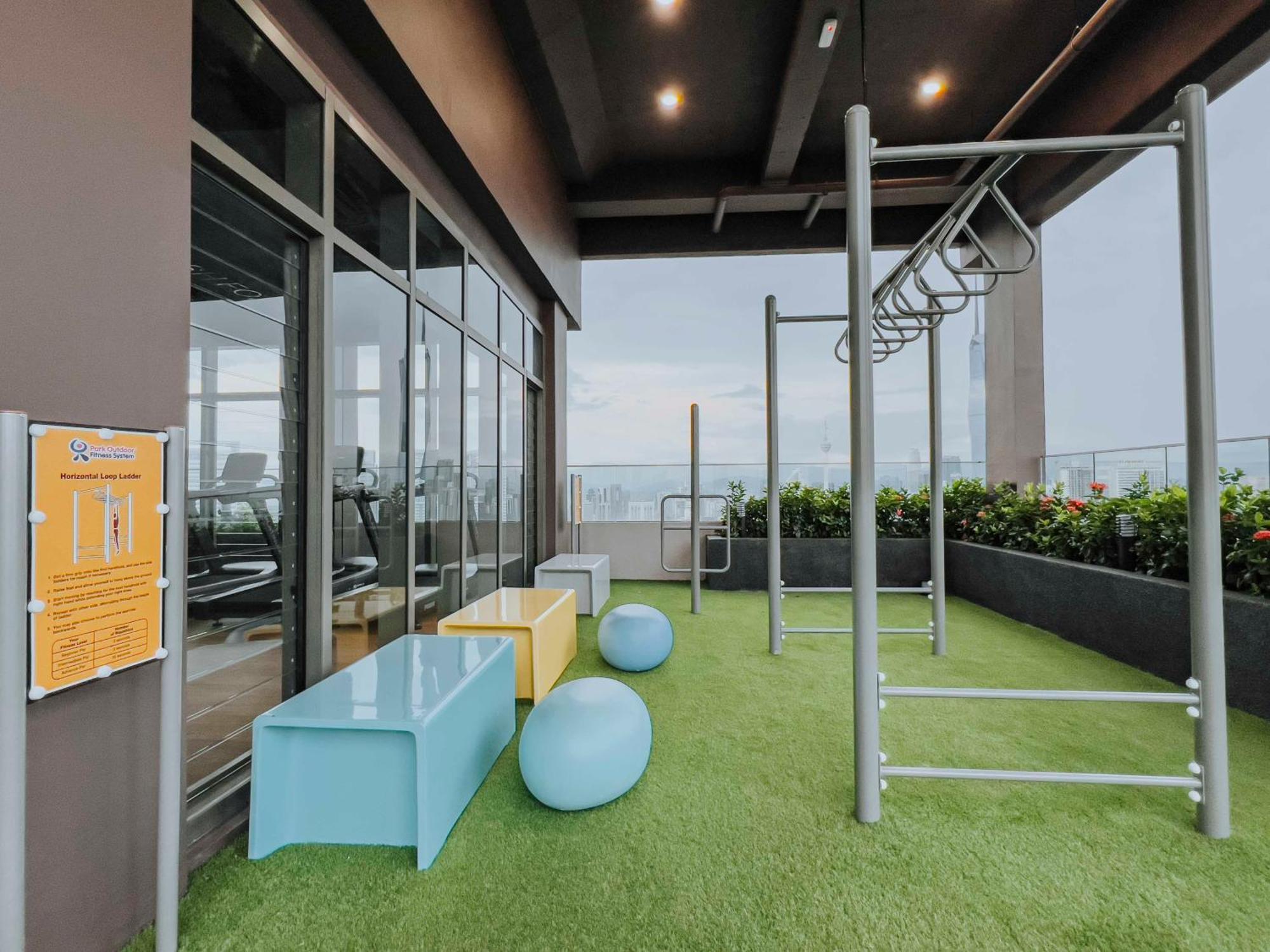 Sky Pool Suites Kl Sentral - Riveria City 쿠알라룸푸르 외부 사진