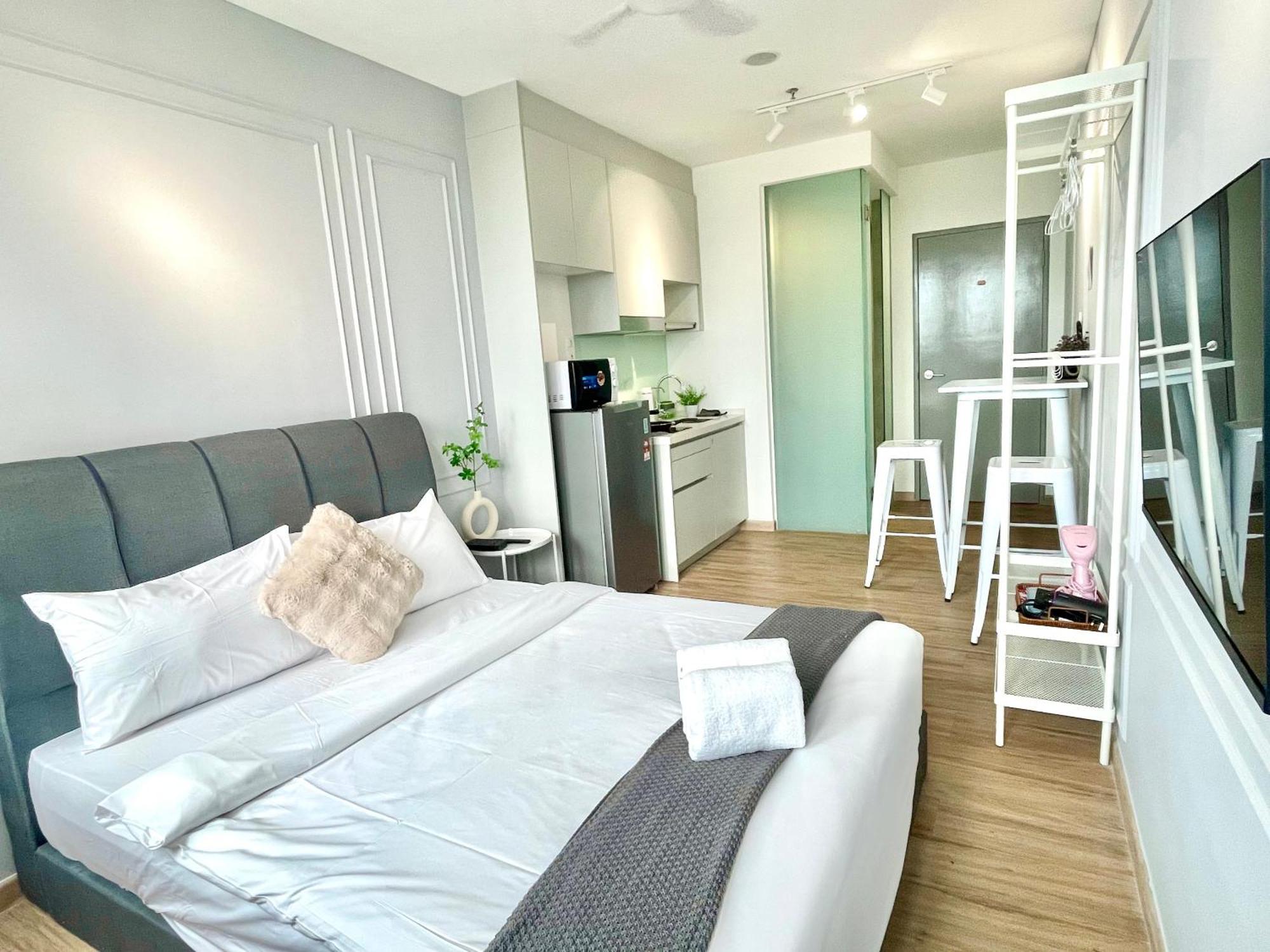 Sky Pool Suites Kl Sentral - Riveria City 쿠알라룸푸르 외부 사진