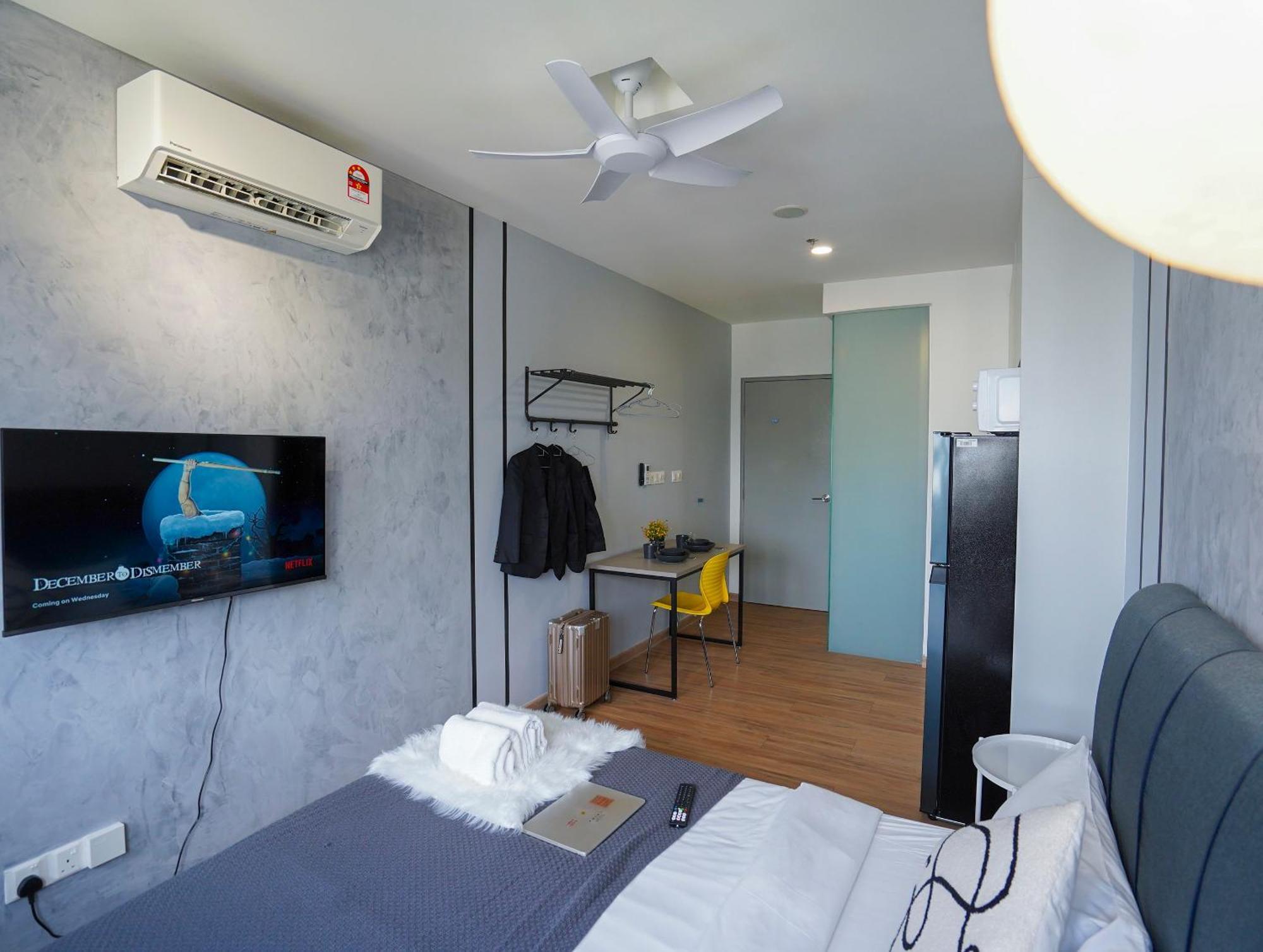 Sky Pool Suites Kl Sentral - Riveria City 쿠알라룸푸르 외부 사진